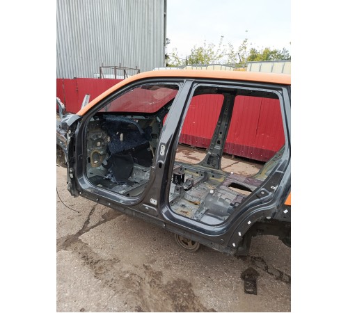 Порог со стойкой левый