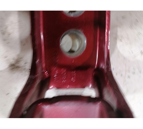 Петля задняя Нижняя Левая 