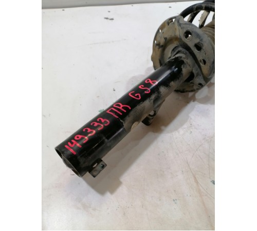 Амортизатор передний правый в сборе