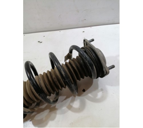 Амортизатор передний правый в сборе