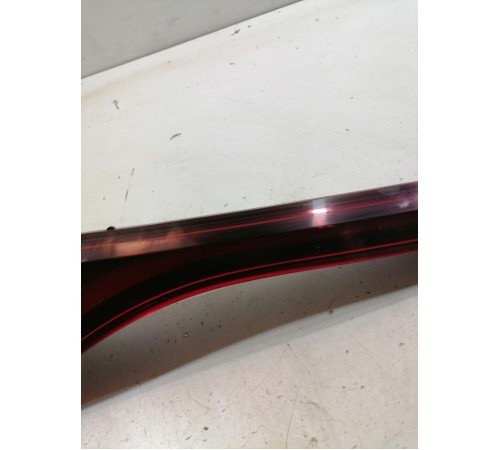 Фонарь левый внутренний крышки багажника