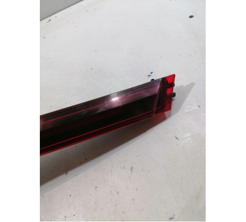 Фонарь левый внутренний крышки багажника