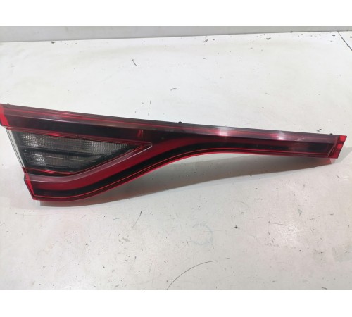 Фонарь левый внутренний крышки багажника