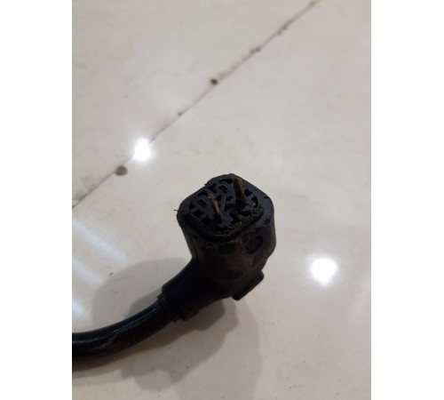 электропроводка суппорта(заднего правого)