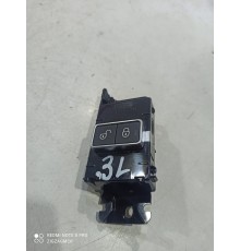 Кнопка центрального замка (задняя левая)