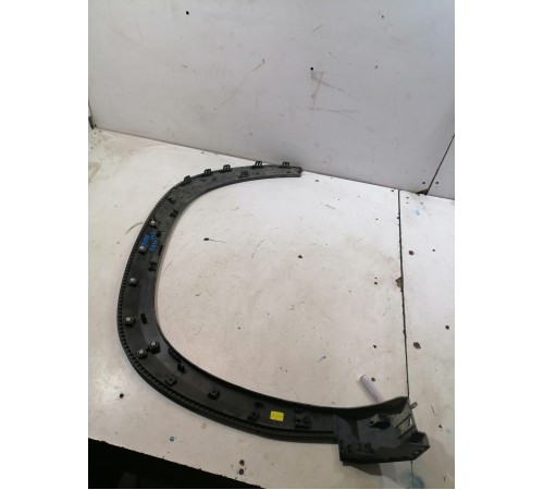 Накладка крыла передняя левая