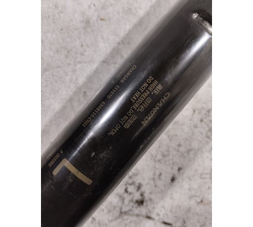 Амортизатор крышки двери багажника левый