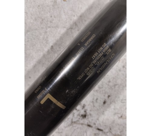 Амортизатор крышки двери багажника левый