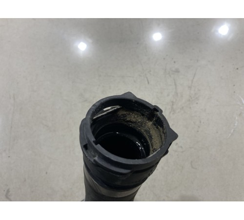 Патрубок радиатора