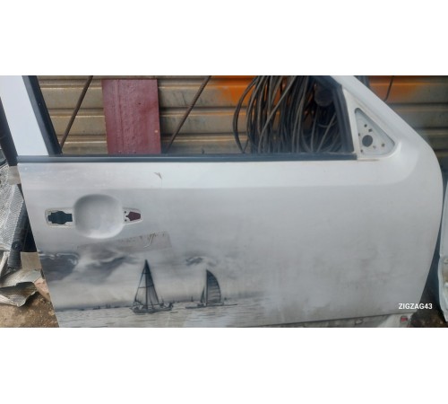 Дверь передняя правая