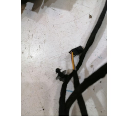 Электропроводка двери задняя левая