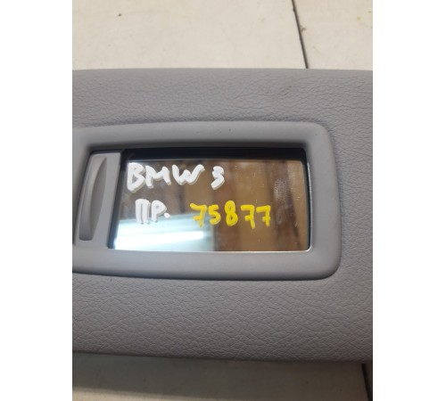 Солнцезащитный козырек (правый)