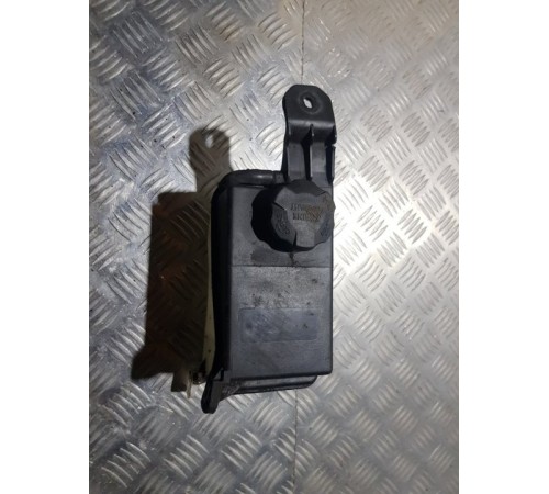 Бачок расширительный перед. прав.