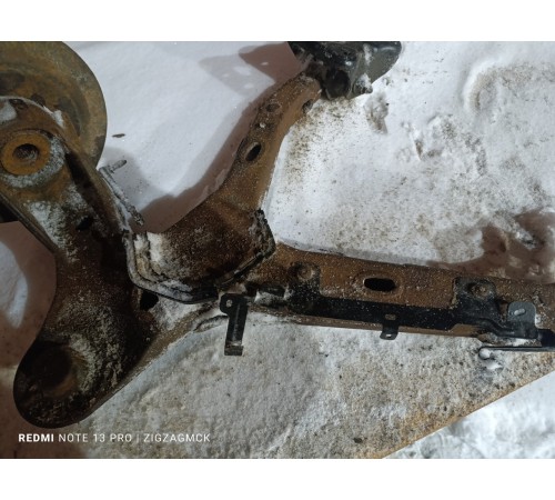 Рычаг задний левый