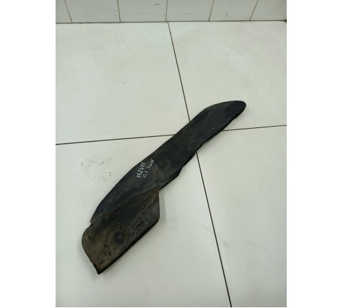 Уплотнитель крыла левый