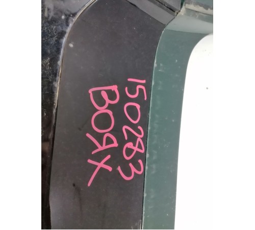 Спойлер крышки багажника