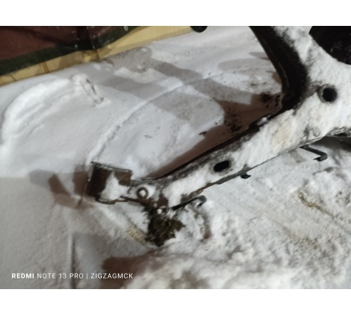 Рычаг задний левый