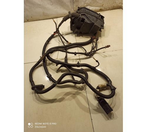 Электропроводка подкапотная(с блоком предохранителей)