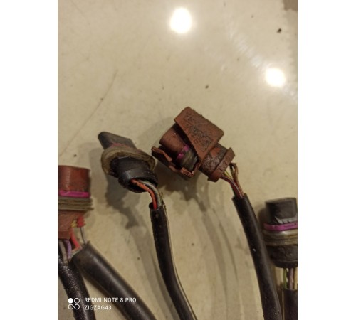 Электропроводка подкапотная(с блоком предохранителей)
