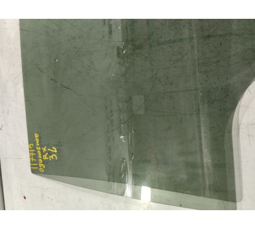 Стекло двери заднее левое