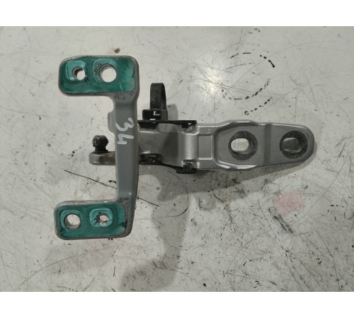 Петля крышки багажника левая