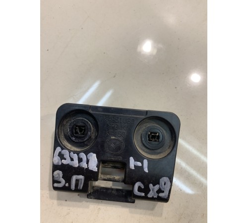 Скоба крепления молдинга (задняя, правая)