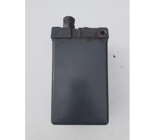 Насос подъёма кабины