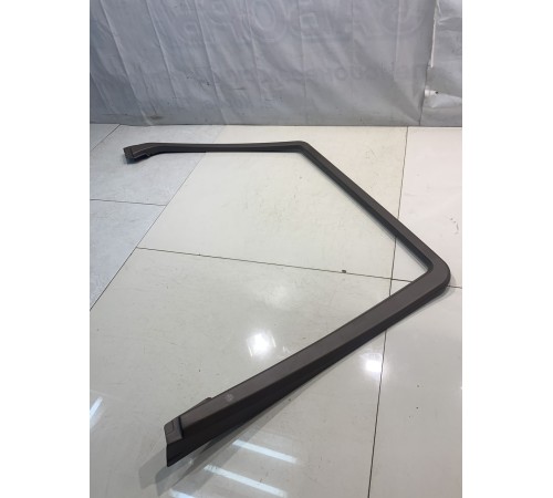 Накладка двери (задняя, левая)