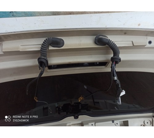 Дверь багажника крышка 