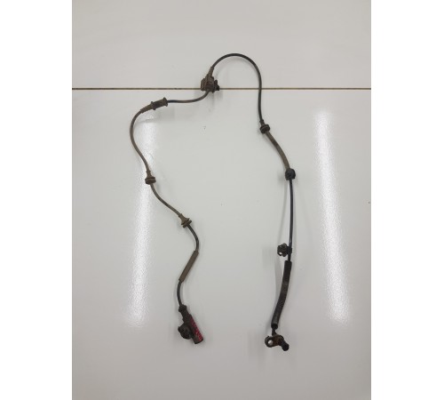 Датчик ABS(передний левый)