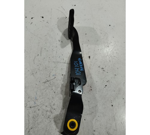 Педаль тормоза