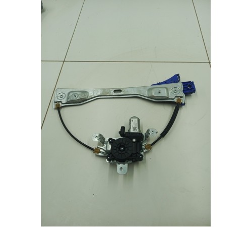 Стеклоподъемник двери задний левый