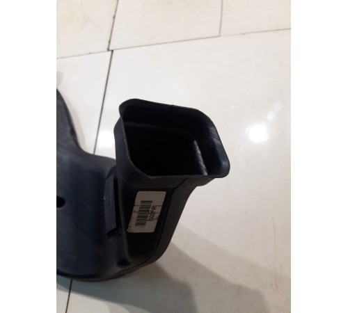 Воздуховод (правый)