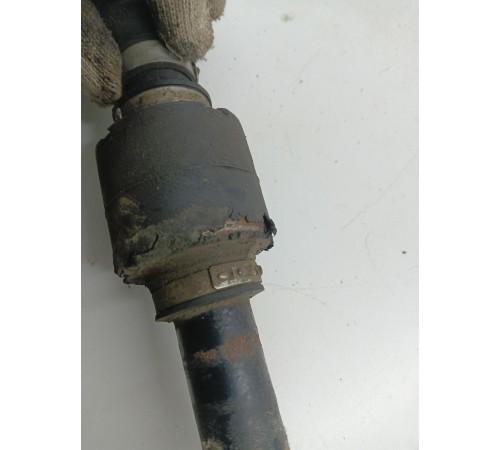 Привод (полуось) передний левый