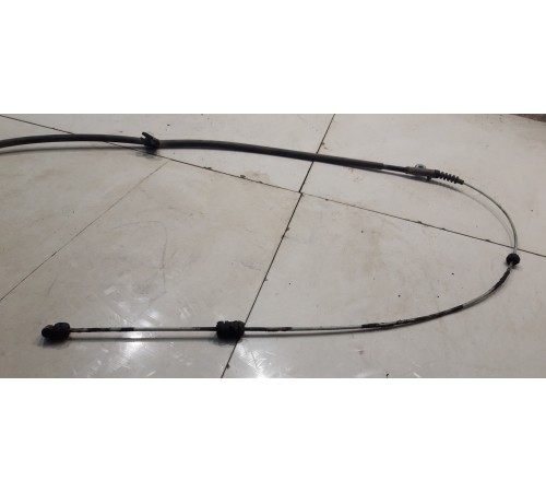 Трос стояночного тормоза (левый)