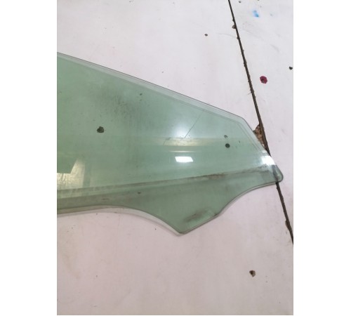 Стекло двери переднее правое