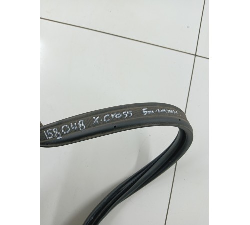 Уплотнитель багажника