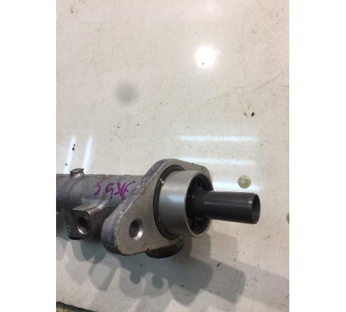 Главный тормозной цилиндр