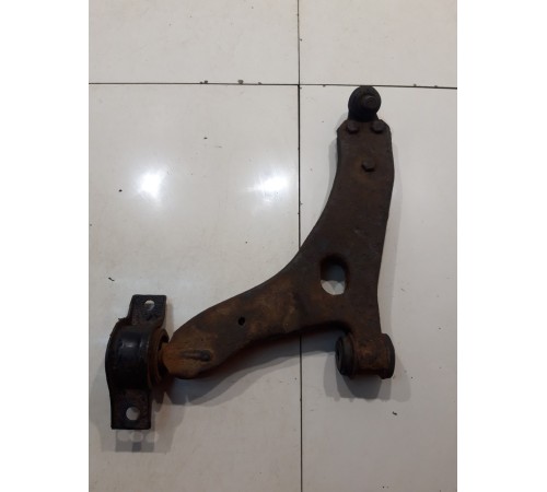 Рычаг подвески (передний, левый)