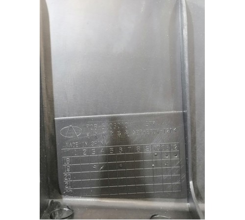 Накладка пола под левую ногу водителя