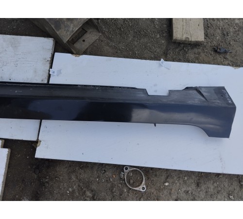 Накладка порога левая