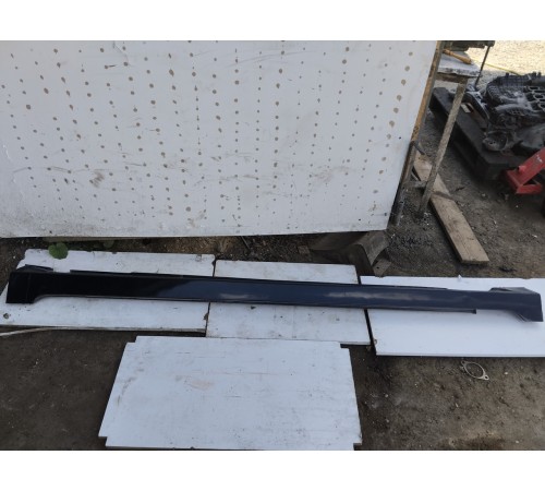 Накладка порога левая