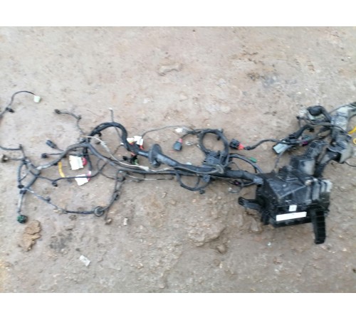 Электропроводка подкапотная с монтажным блоком