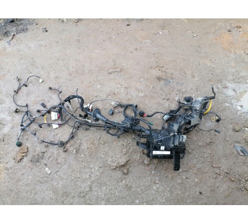 Электропроводка подкапотная с монтажным блоком