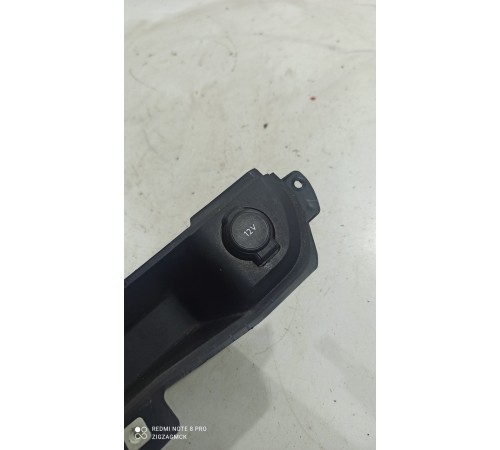 Бардачок полка передней панели левый