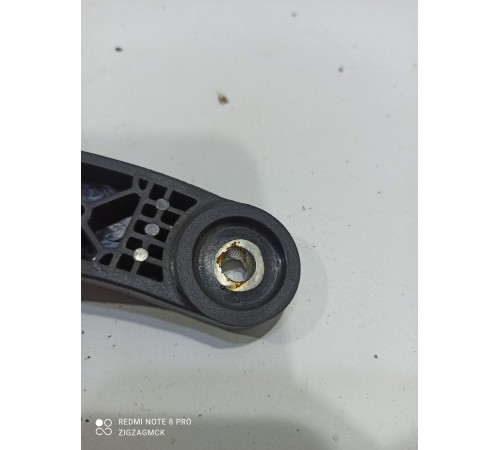 Поводок стеклоочистителя(задний)