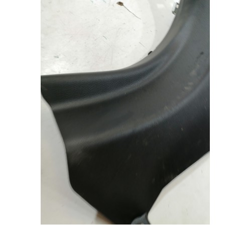 Обшивка стойки передняя правая