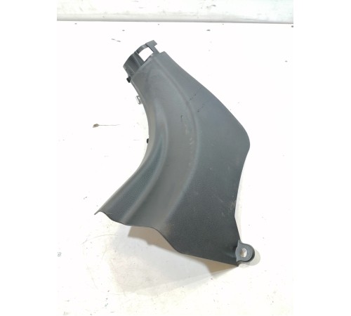 Обшивка стойки передняя правая