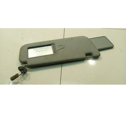 Козырёк солнцезащитный (правый)