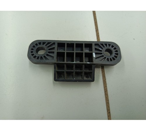 Отбойник крышки багажника